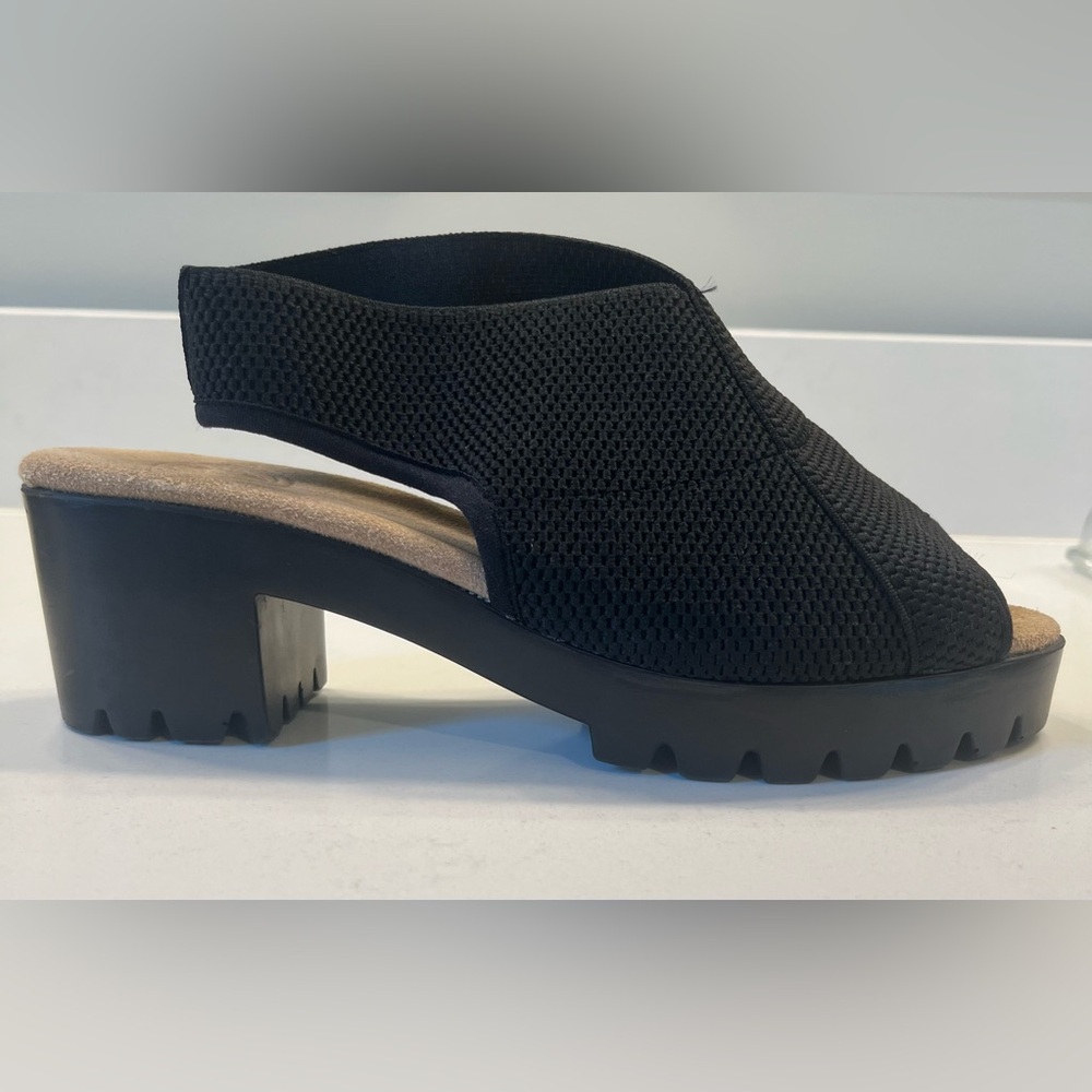 Charleston Shoe Co Women’s Black Wedge